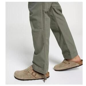 Alpine Design Womens AD Hike Pants.  Size L.   Color Sage